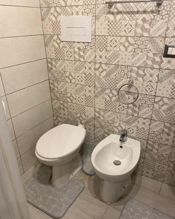 Ropelli Santa Chiara Appartement Napels Buitenkant foto